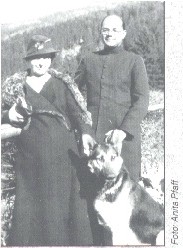 bose-emily1.jpg (18012 bytes)
