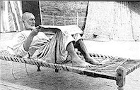 191203_khan-abdul-ghafar-khan2_200.jpg (14216 bytes)