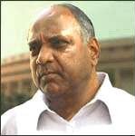 221103_sharad-pawar1.jpg (7095 bytes)