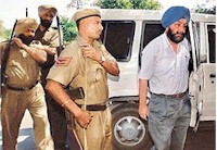 210903_ravi-sidhu1_200.jpg (15590 bytes)